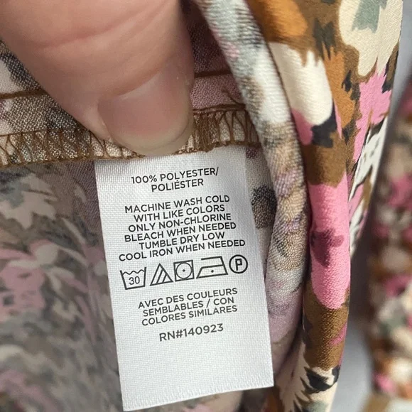 NWT LOFT Multicolor Floral Patterned dress - Picture 8 of 12